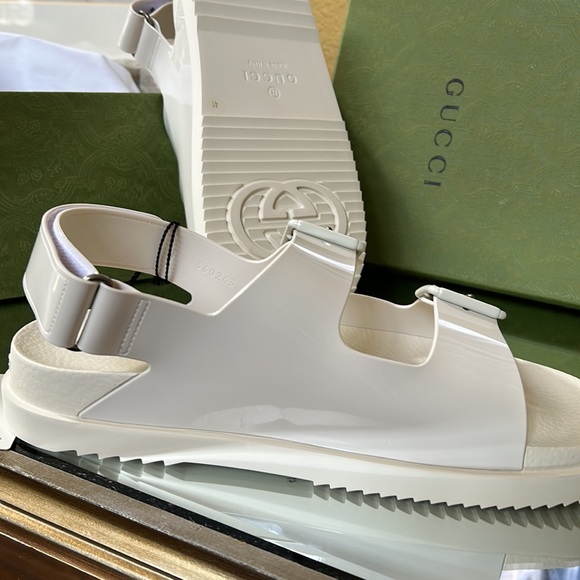 Gucci Dusty white Rubber Sandals size 41(11) - Picture 9 of 12